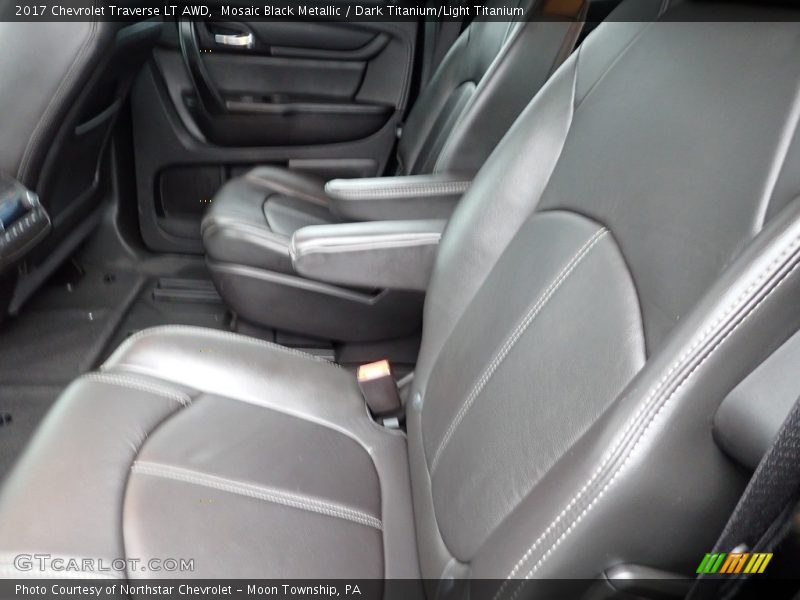 Mosaic Black Metallic / Dark Titanium/Light Titanium 2017 Chevrolet Traverse LT AWD