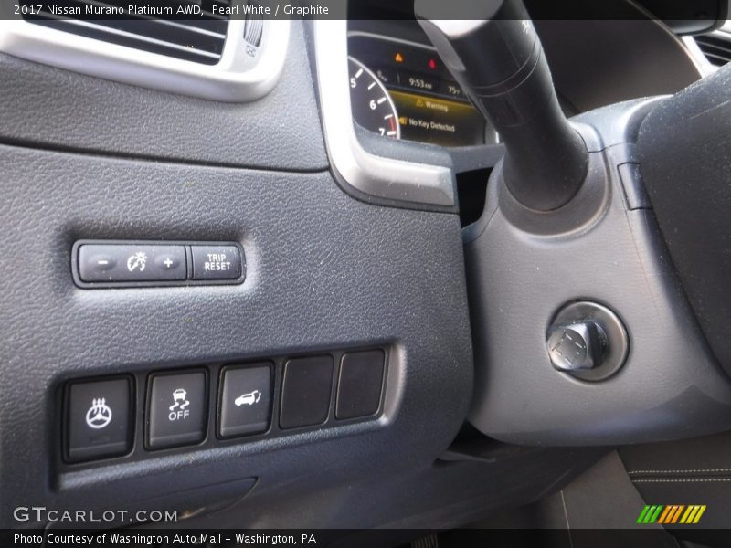 Pearl White / Graphite 2017 Nissan Murano Platinum AWD