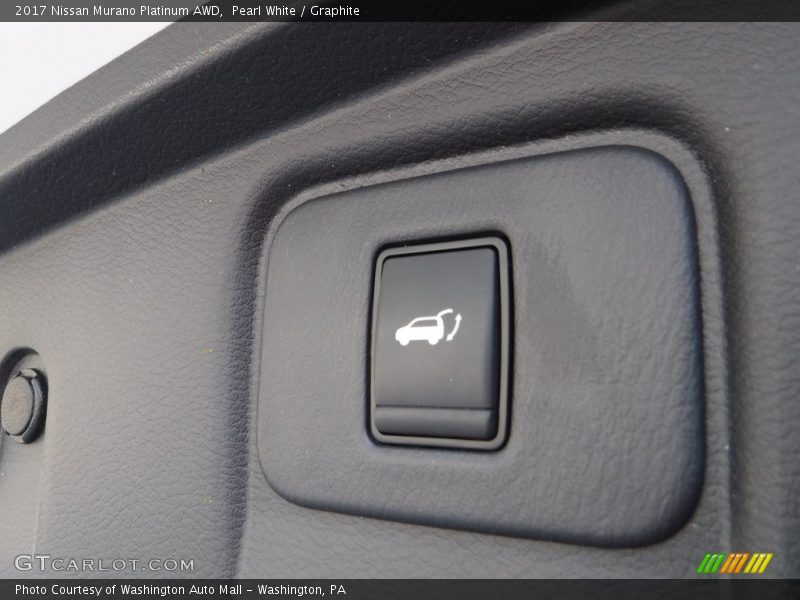 Pearl White / Graphite 2017 Nissan Murano Platinum AWD