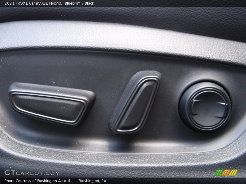 Controls of 2021 Camry XSE Hybrid