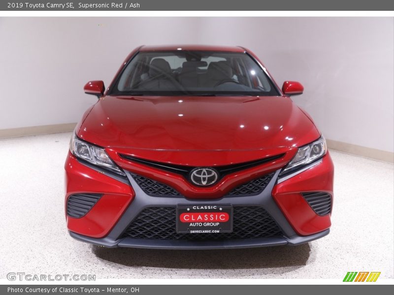 Supersonic Red / Ash 2019 Toyota Camry SE