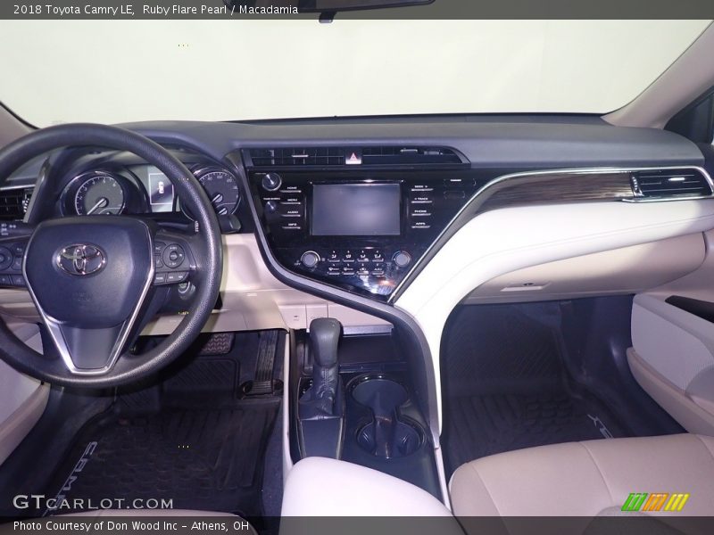 Ruby Flare Pearl / Macadamia 2018 Toyota Camry LE