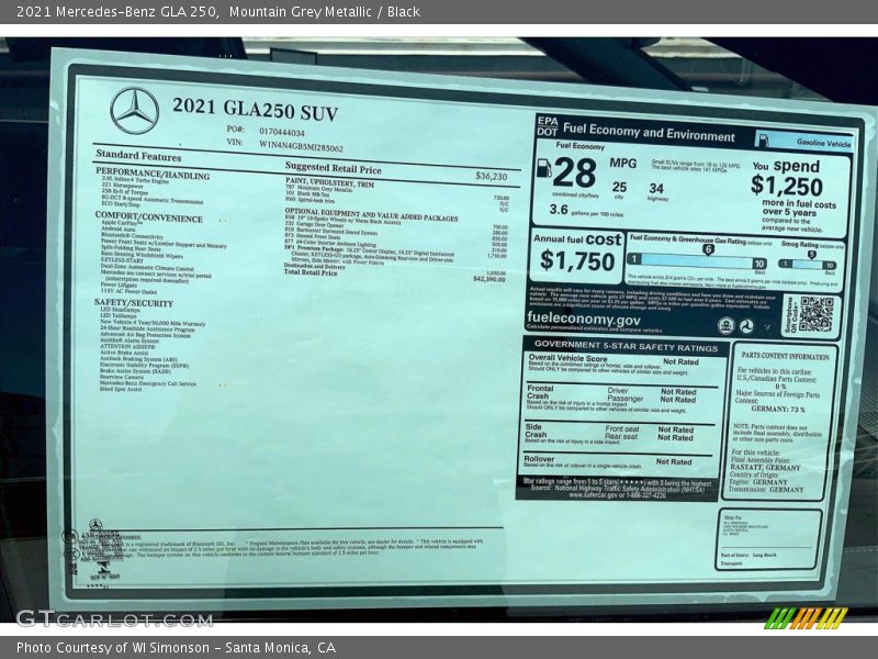 Mountain Grey Metallic / Black 2021 Mercedes-Benz GLA 250