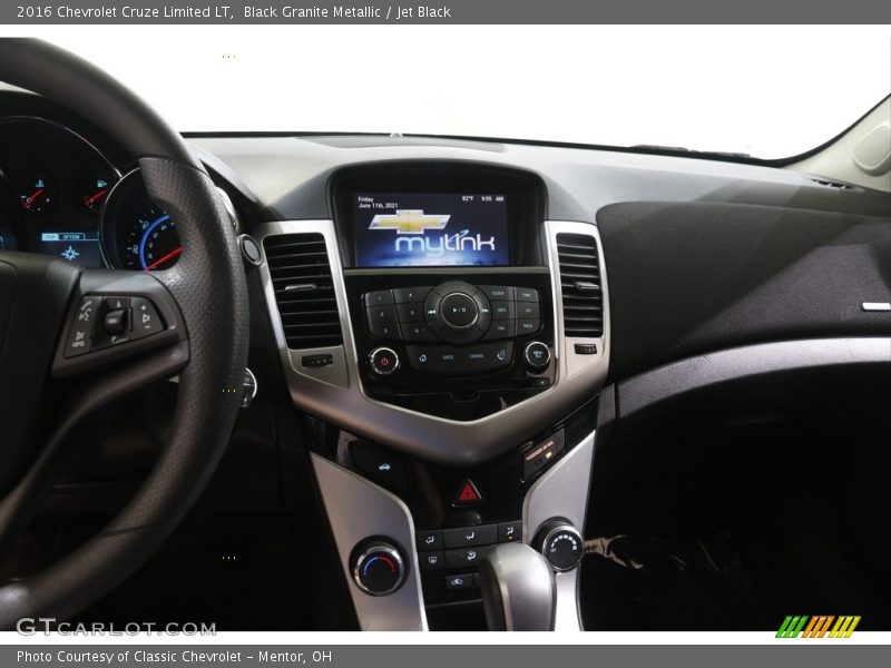 Black Granite Metallic / Jet Black 2016 Chevrolet Cruze Limited LT