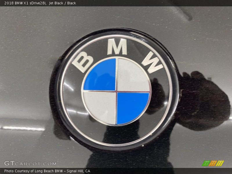 Jet Black / Black 2018 BMW X1 sDrive28i