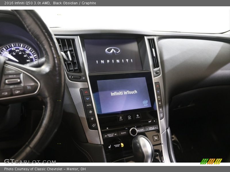 Controls of 2016 Q50 3.0t AWD