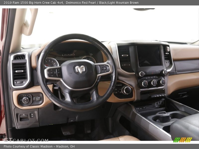 Delmonico Red Pearl / Black/Light Mountain Brown 2019 Ram 1500 Big Horn Crew Cab 4x4