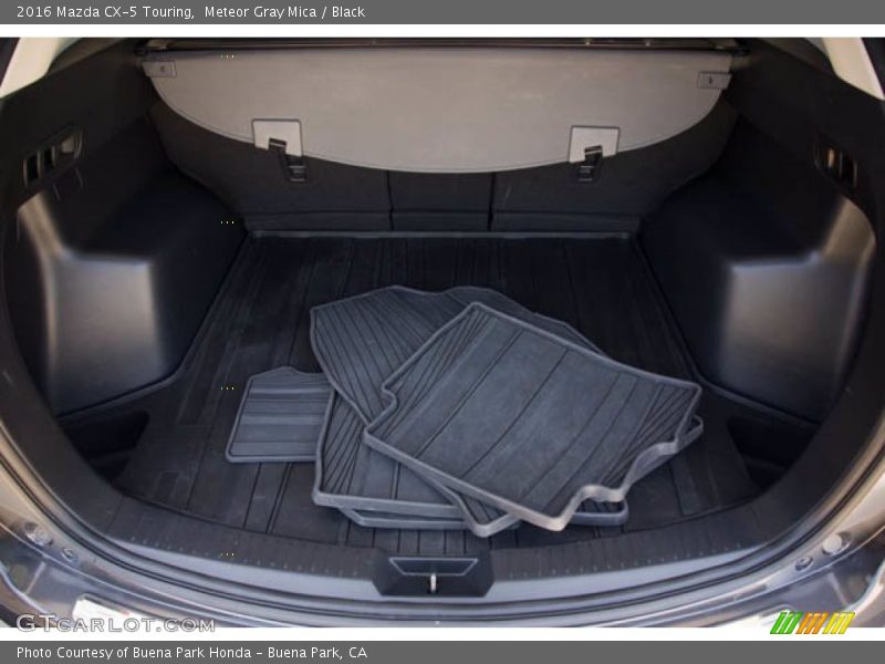 Meteor Gray Mica / Black 2016 Mazda CX-5 Touring