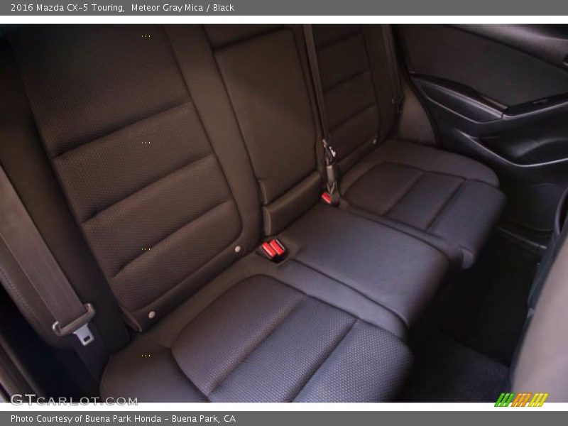Meteor Gray Mica / Black 2016 Mazda CX-5 Touring