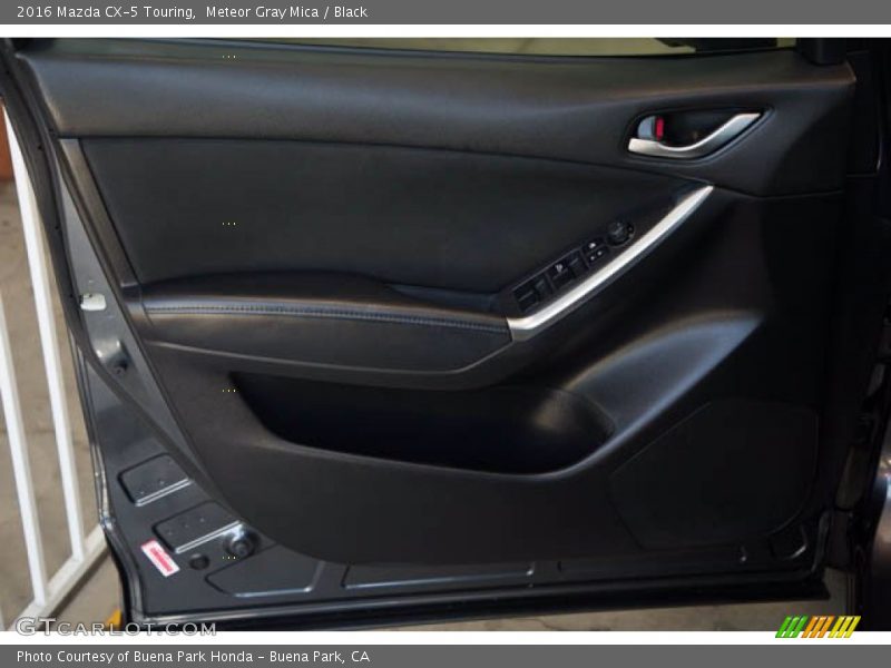 Meteor Gray Mica / Black 2016 Mazda CX-5 Touring
