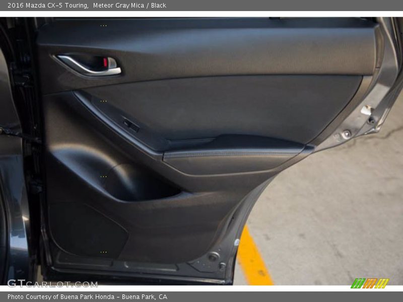 Meteor Gray Mica / Black 2016 Mazda CX-5 Touring