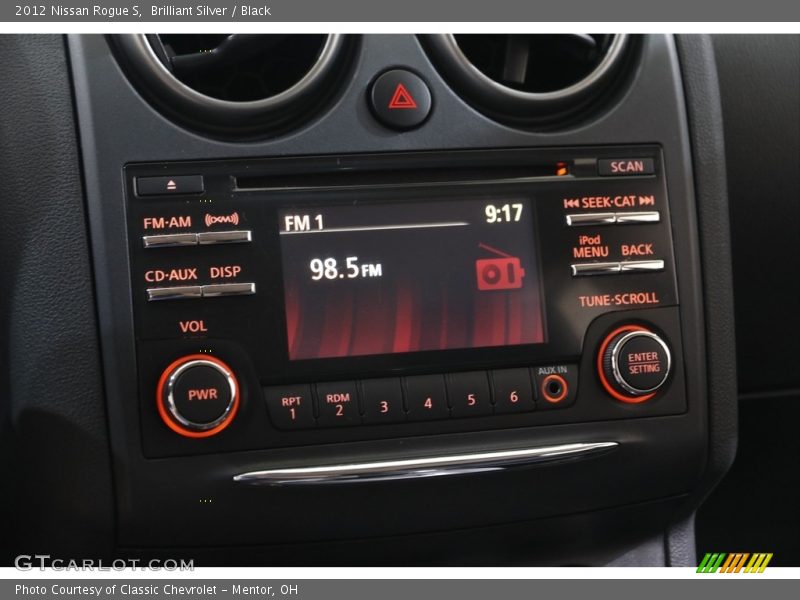 Brilliant Silver / Black 2012 Nissan Rogue S