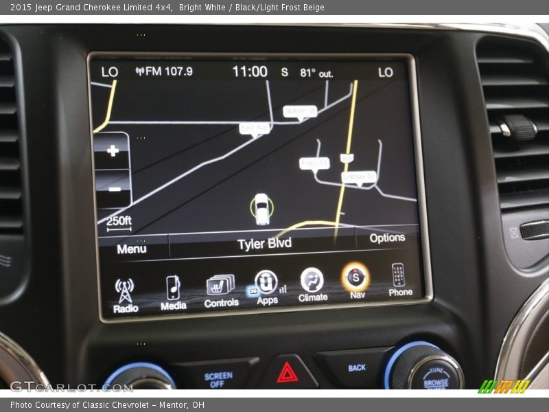 Bright White / Black/Light Frost Beige 2015 Jeep Grand Cherokee Limited 4x4