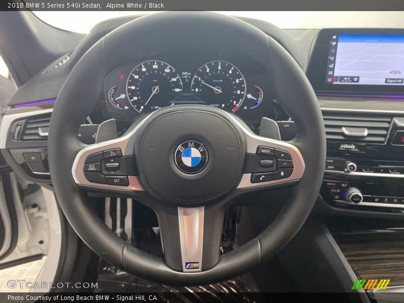 Alpine White / Black 2018 BMW 5 Series 540i Sedan