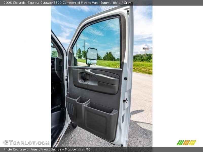Summit White / Gray 2008 Chevrolet Express Cutaway 3500 Commercial Moving Van