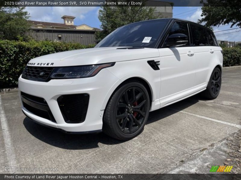 Front 3/4 View of 2021 Range Rover Sport SVR