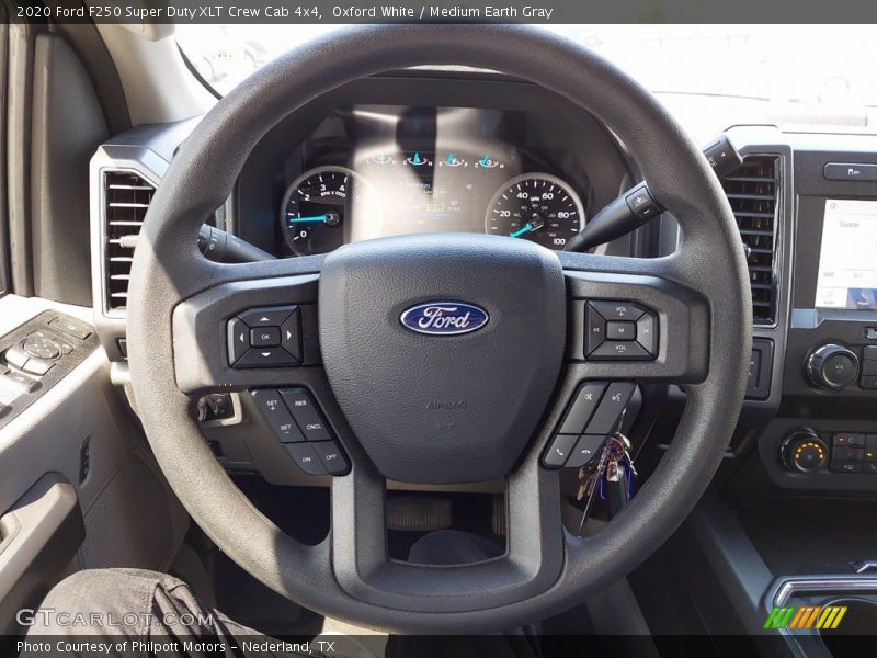 Oxford White / Medium Earth Gray 2020 Ford F250 Super Duty XLT Crew Cab 4x4
