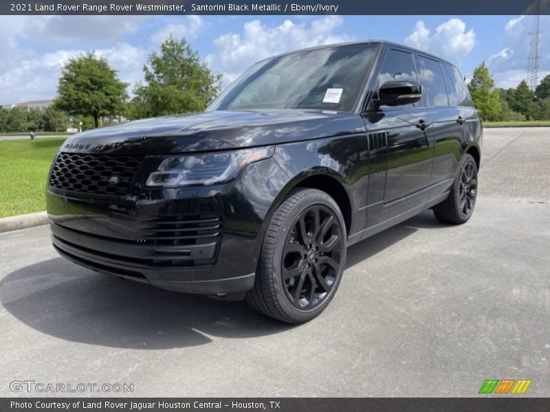 Front 3/4 View of 2021 Range Rover Westminster