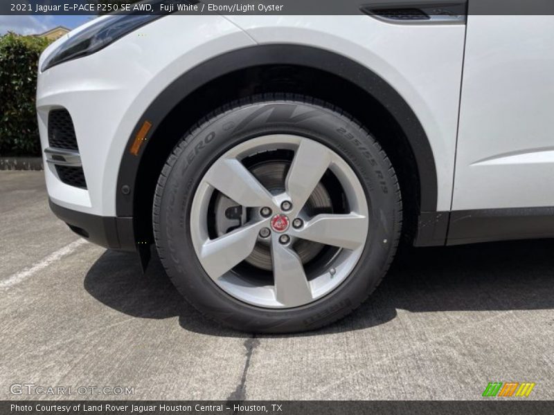 Fuji White / Ebony/Light Oyster 2021 Jaguar E-PACE P250 SE AWD
