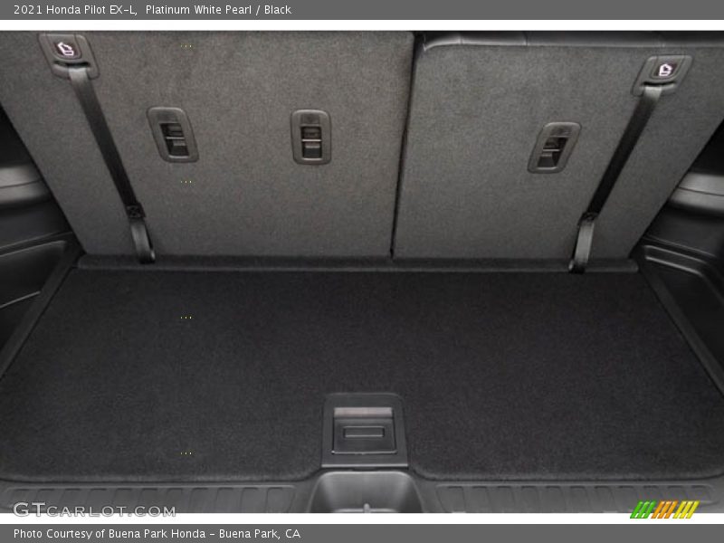 Platinum White Pearl / Black 2021 Honda Pilot EX-L