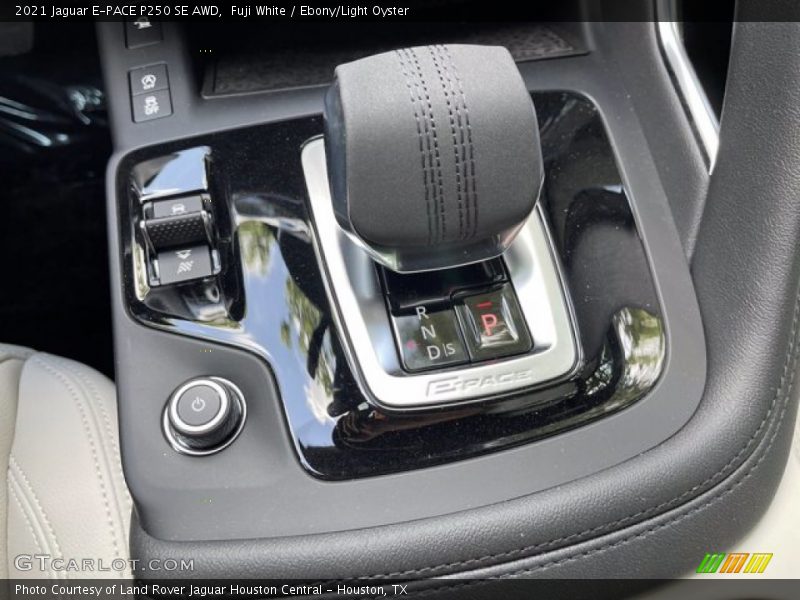 Fuji White / Ebony/Light Oyster 2021 Jaguar E-PACE P250 SE AWD