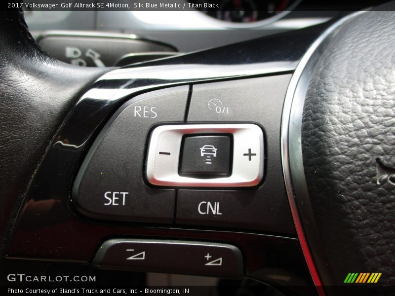 Silk Blue Metallic / Titan Black 2017 Volkswagen Golf Alltrack SE 4Motion
