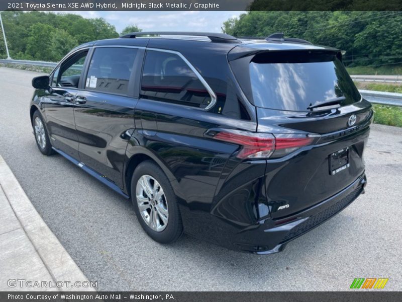 Midnight Black Metallic / Graphite 2021 Toyota Sienna XSE AWD Hybrid