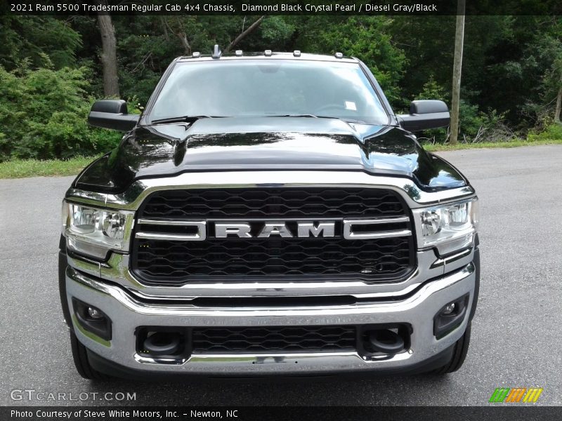 Diamond Black Crystal Pearl / Diesel Gray/Black 2021 Ram 5500 Tradesman Regular Cab 4x4 Chassis