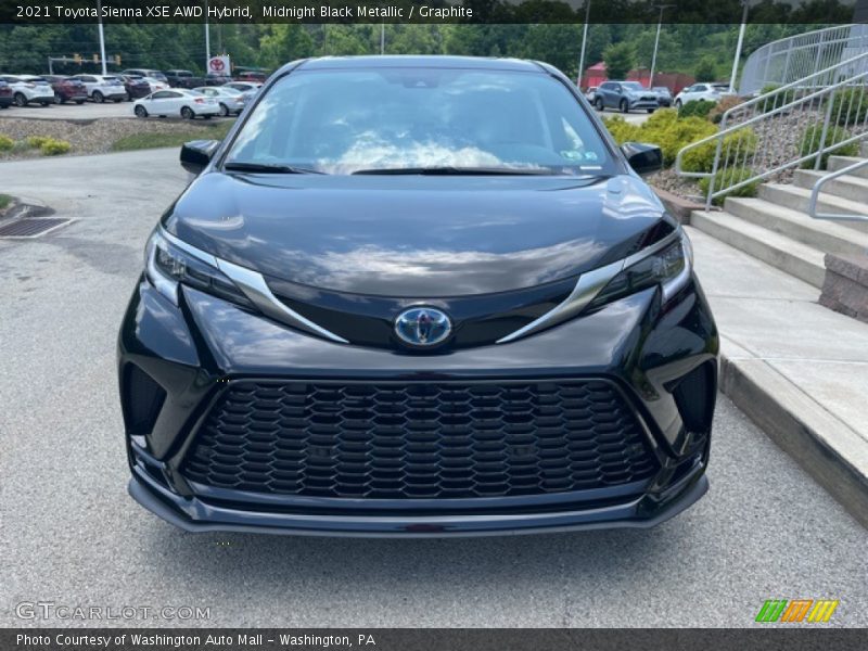 Midnight Black Metallic / Graphite 2021 Toyota Sienna XSE AWD Hybrid