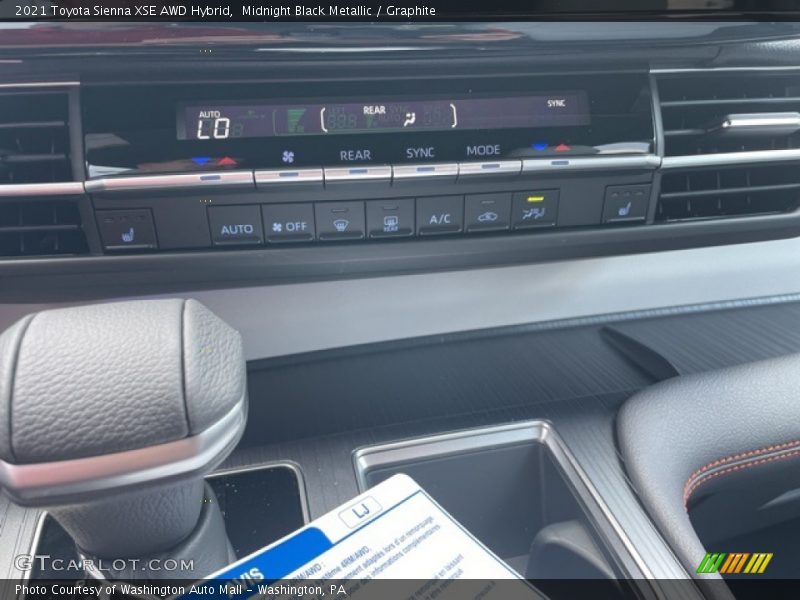 Midnight Black Metallic / Graphite 2021 Toyota Sienna XSE AWD Hybrid
