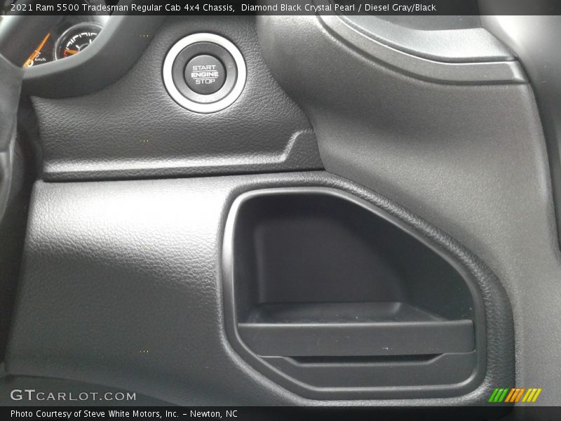 Diamond Black Crystal Pearl / Diesel Gray/Black 2021 Ram 5500 Tradesman Regular Cab 4x4 Chassis