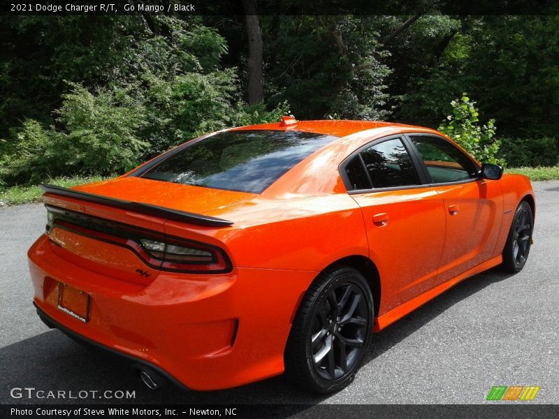 Go Mango / Black 2021 Dodge Charger R/T