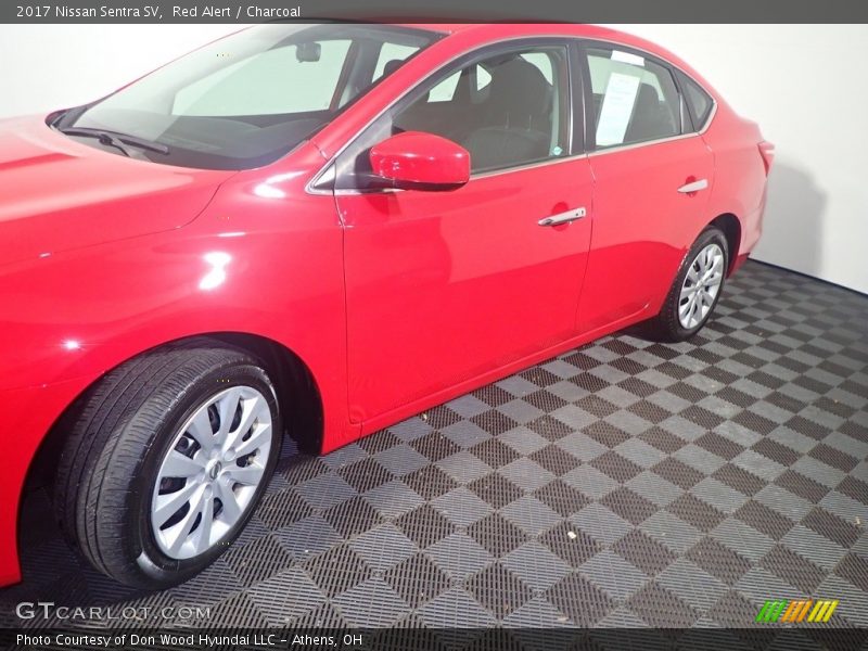 Red Alert / Charcoal 2017 Nissan Sentra SV