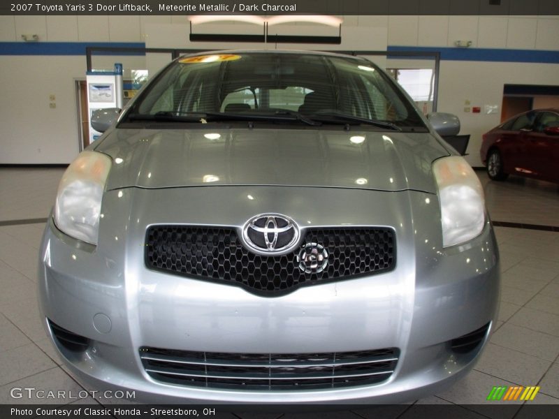 Meteorite Metallic / Dark Charcoal 2007 Toyota Yaris 3 Door Liftback