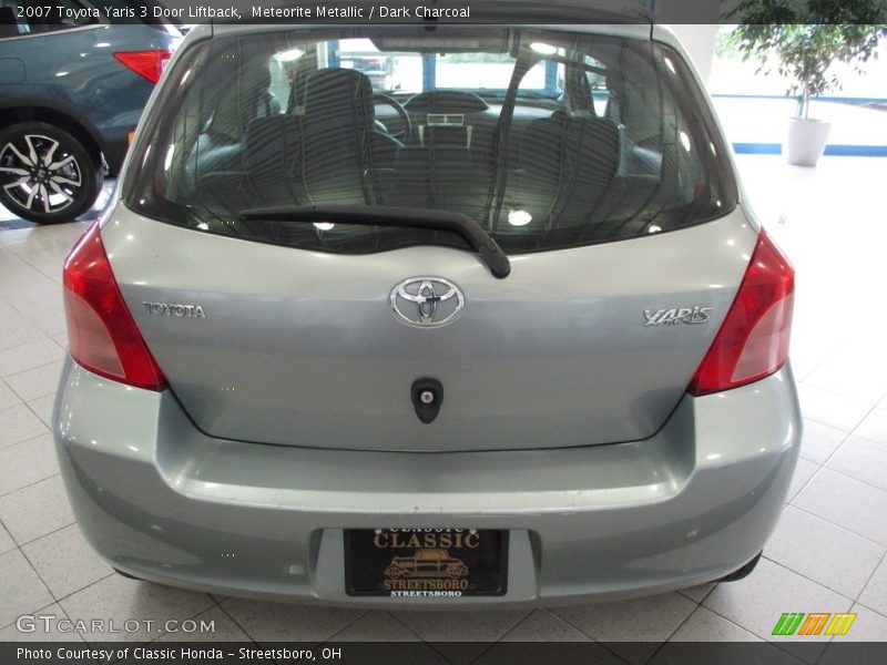 Meteorite Metallic / Dark Charcoal 2007 Toyota Yaris 3 Door Liftback