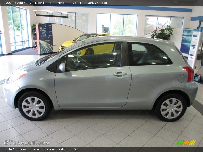 Meteorite Metallic / Dark Charcoal 2007 Toyota Yaris 3 Door Liftback