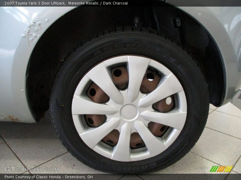 Meteorite Metallic / Dark Charcoal 2007 Toyota Yaris 3 Door Liftback
