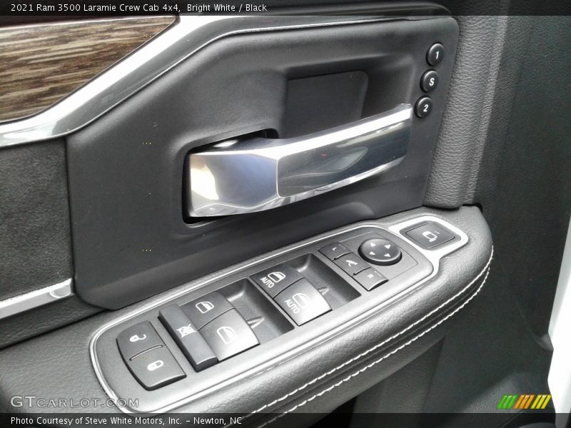 Bright White / Black 2021 Ram 3500 Laramie Crew Cab 4x4