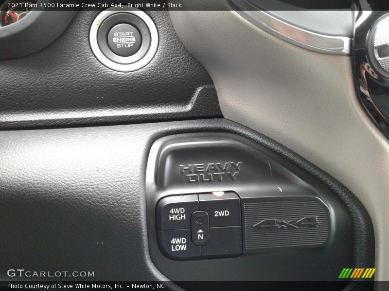 Bright White / Black 2021 Ram 3500 Laramie Crew Cab 4x4