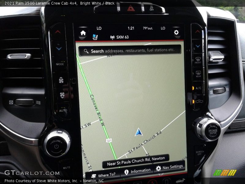 Bright White / Black 2021 Ram 3500 Laramie Crew Cab 4x4