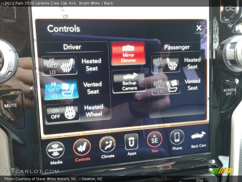 Bright White / Black 2021 Ram 3500 Laramie Crew Cab 4x4