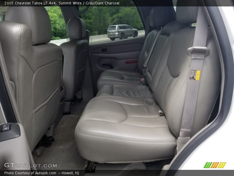 Summit White / Gray/Dark Charcoal 2005 Chevrolet Tahoe LT 4x4