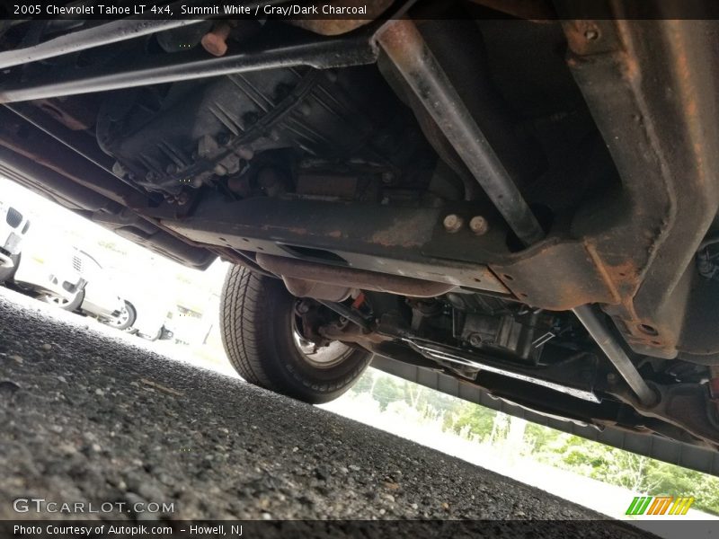 Summit White / Gray/Dark Charcoal 2005 Chevrolet Tahoe LT 4x4