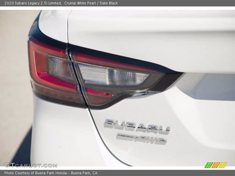 Crystal White Pearl / Slate Black 2020 Subaru Legacy 2.5i Limited