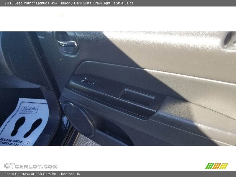 Black / Dark Slate Gray/Light Pebble Beige 2015 Jeep Patriot Latitude 4x4