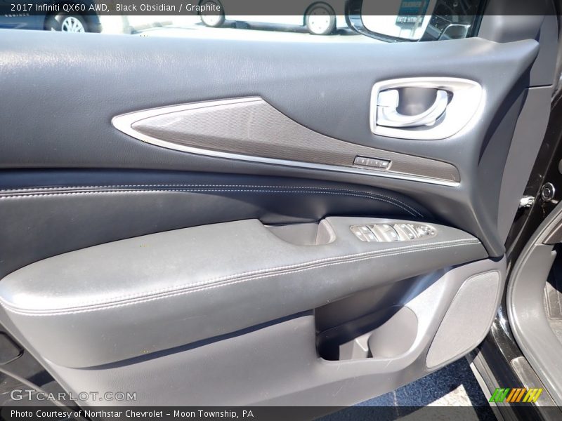 Door Panel of 2017 QX60 AWD