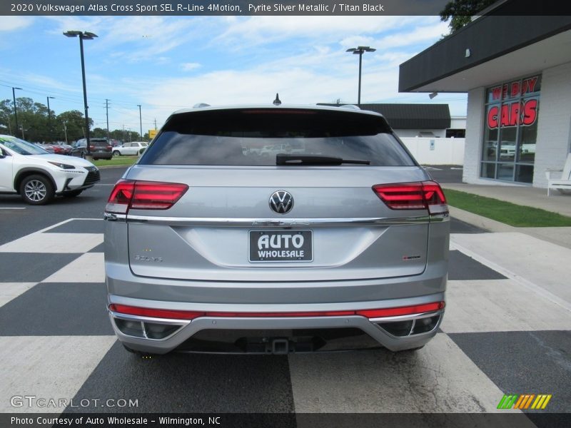 Pyrite Silver Metallic / Titan Black 2020 Volkswagen Atlas Cross Sport SEL R-Line 4Motion