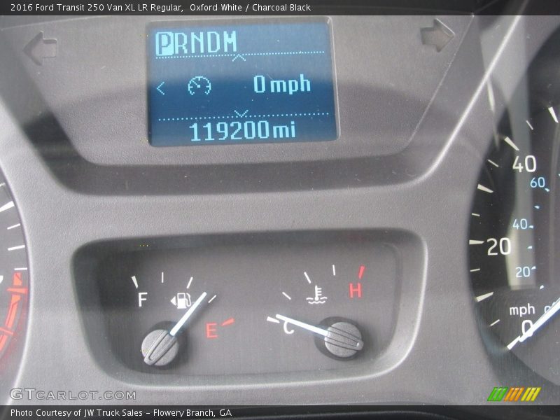 Oxford White / Charcoal Black 2016 Ford Transit 250 Van XL LR Regular