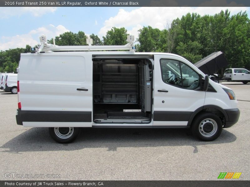  2016 Transit 250 Van XL LR Regular Oxford White