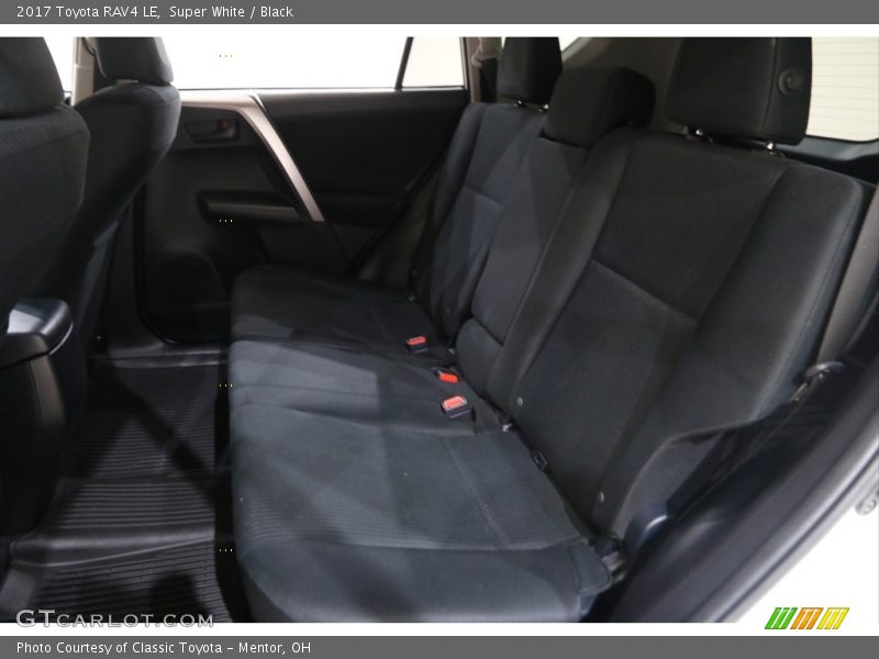 Super White / Black 2017 Toyota RAV4 LE